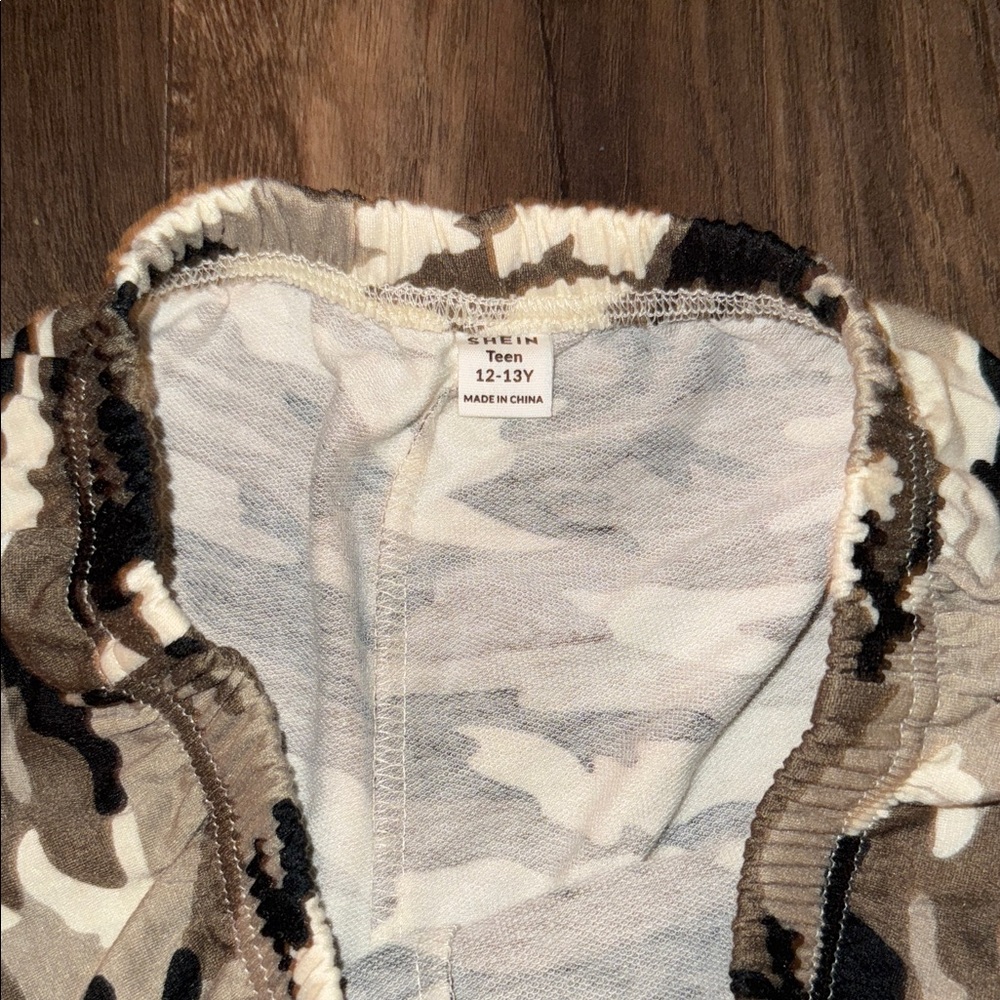 SHEIN Kids Camouflage Pants - Black, Brown, Cream - Picture 2 of 4